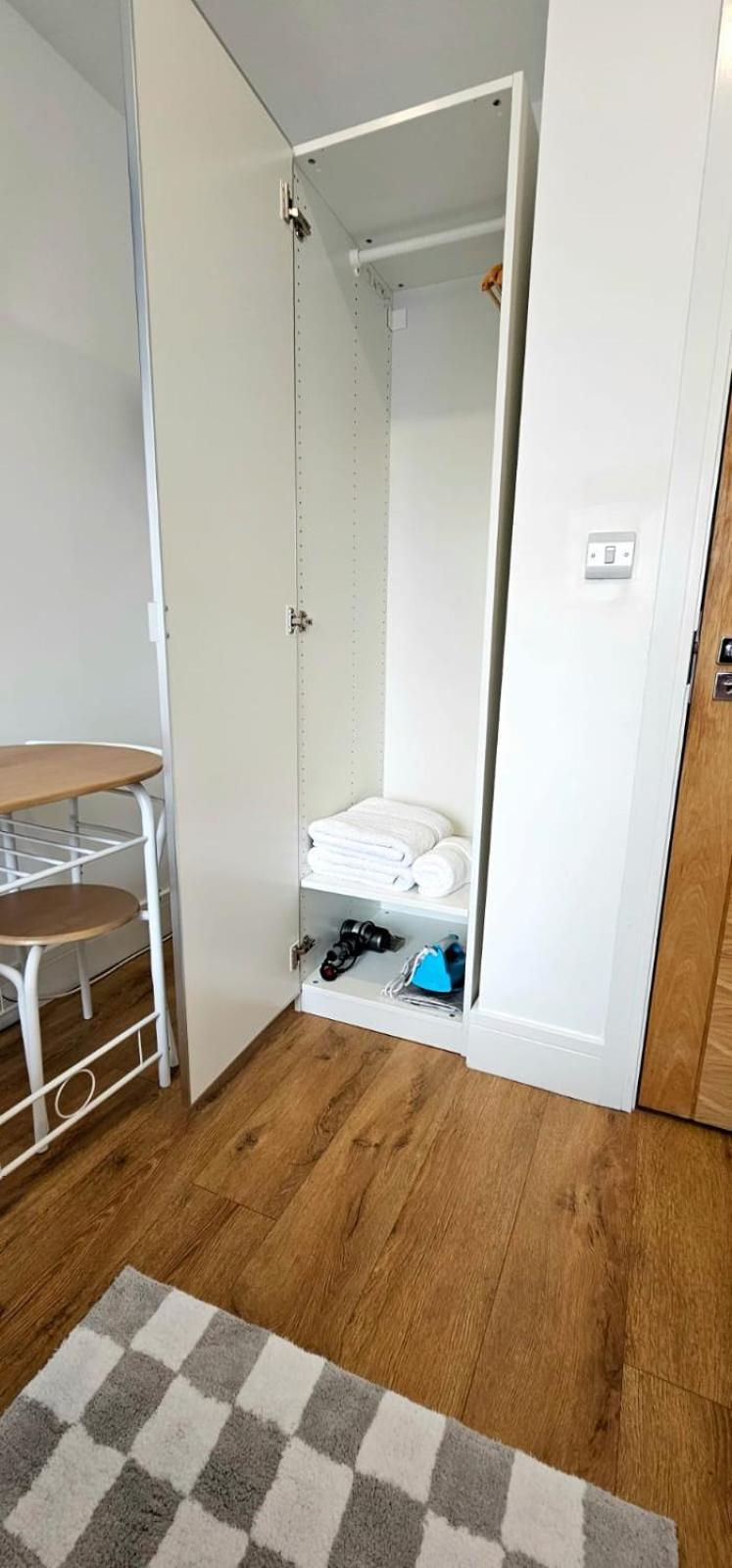 Claire Double Room London Eksteriør billede